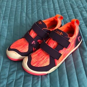 Plae Ty sneakers- great condition Sz 13.5